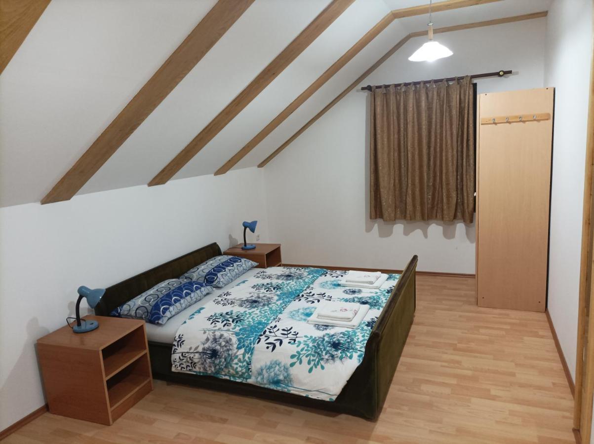 Apartment House Ilija Hodak *