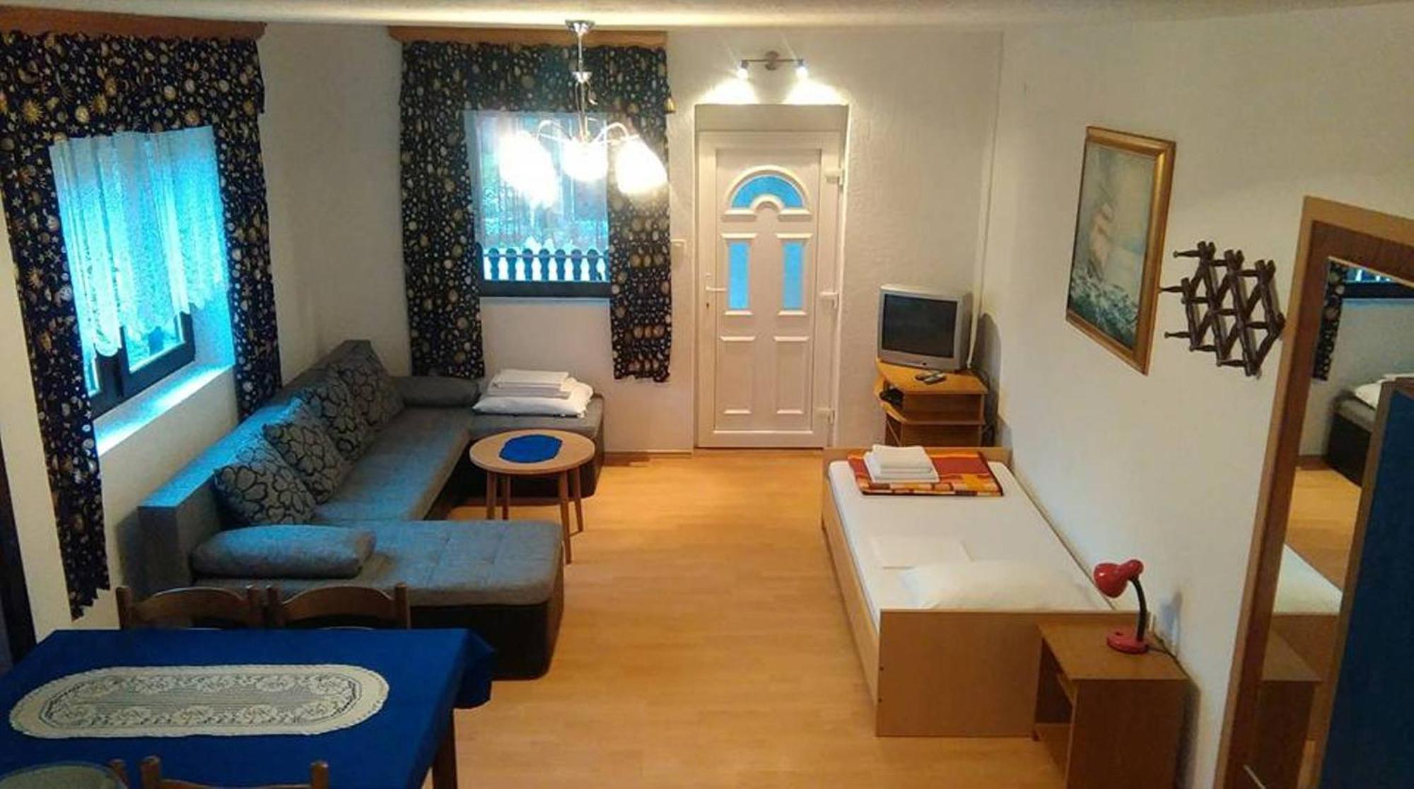 House Ilija Hodak Apartment Selište Drežničko
