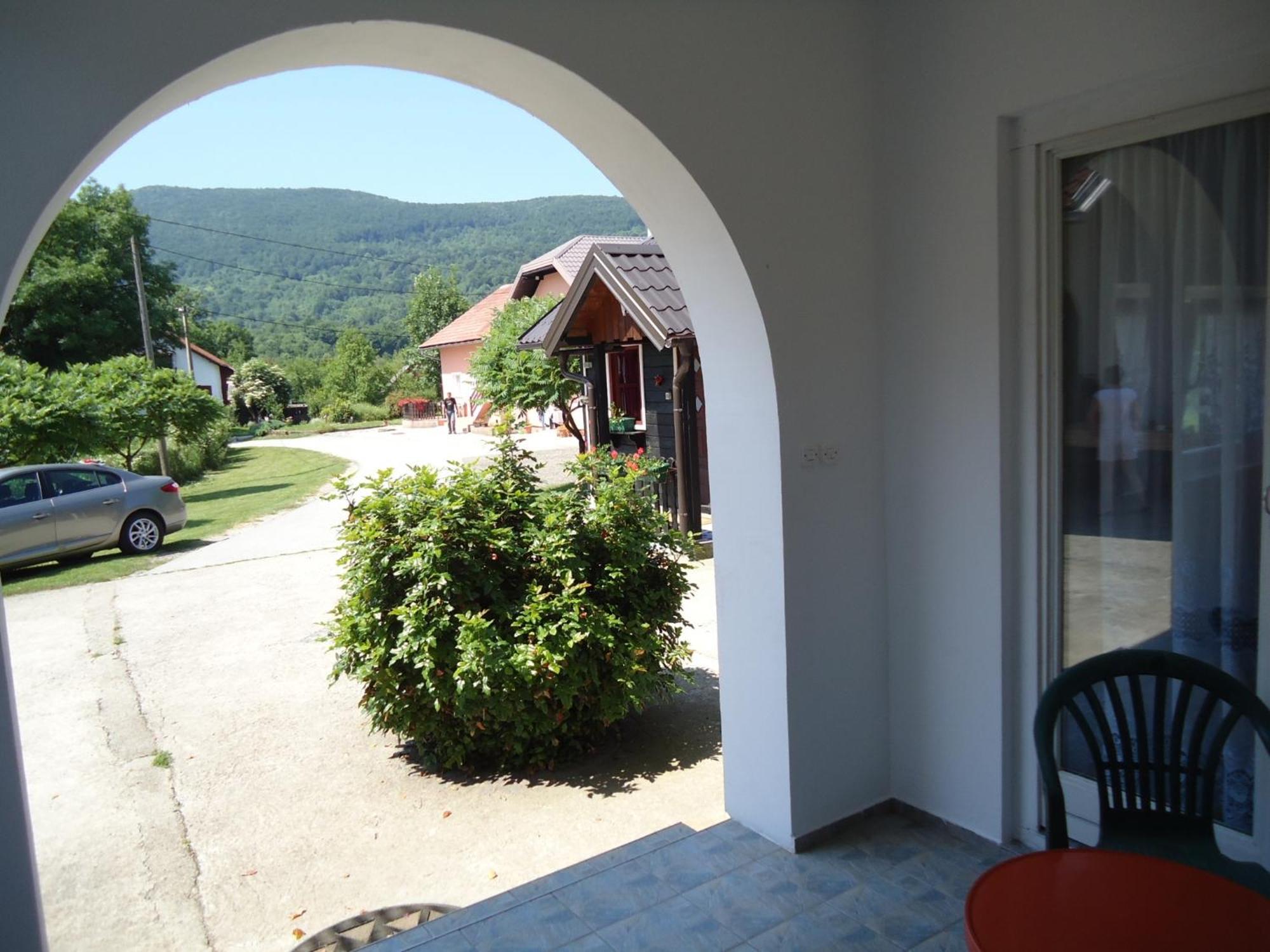 House Ilija Hodak Apartment Selište Drežničko